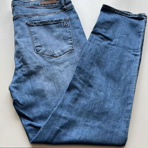 Articles of Society Rene High Rise Stretch Jeans  Sz. 32/28 - Picture 1 of 11